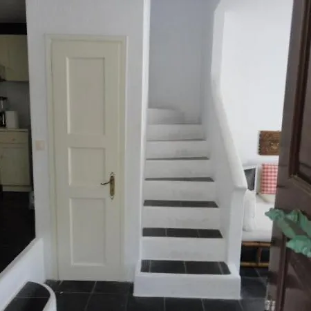 Maisonette Corner Unit 85m2 Totally Renovated *